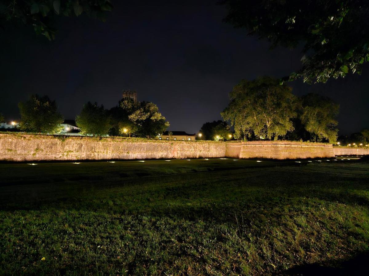 Lucca Walls Dream - Air Cond - Wi-Fi - Panoramic In Front Of The Historical Walls - Екстериор снимка